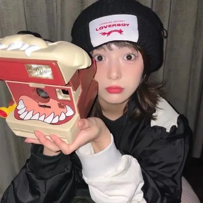 府上娶了个锦鲤新娘